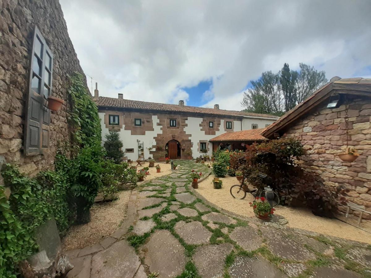 Hotel La Casona De Barrio, Alto Campoo Barrio  Dış mekan fotoğraf